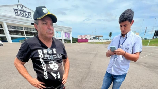 Bolsonaristas são impedidos de promover ato pró-Bolsonaro no estacionamento da Havan em Rio Branco 